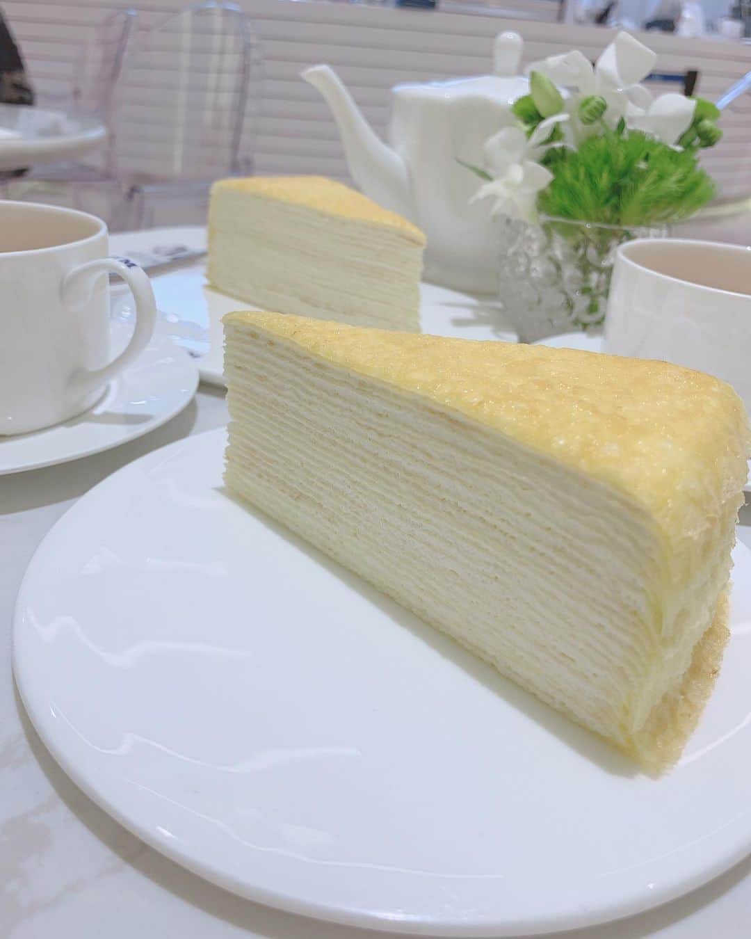 青木美沙子さんのインスタグラム写真 - (青木美沙子Instagram)「上海で食べたレディエムのミルクレープがすごくすごく美味しかった💓ミルクレープ大好きなので😍 日本にも上陸してほしい💓」7月10日 12時45分 - misakoaoki