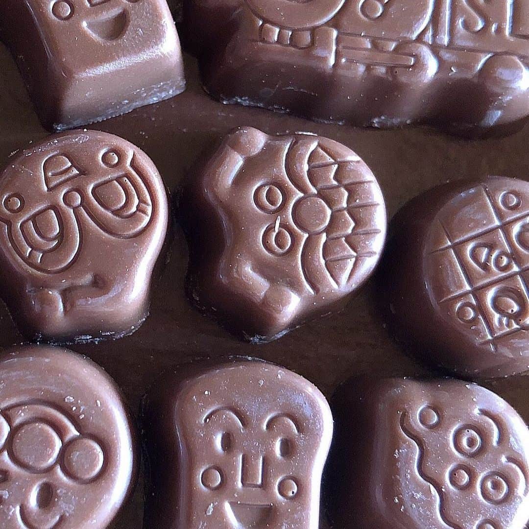 人見古都音さんのインスタグラム写真 - (人見古都音Instagram)「たまーーーにチョコ食べたくならない？」7月10日 13時24分 - kotone_hitomi