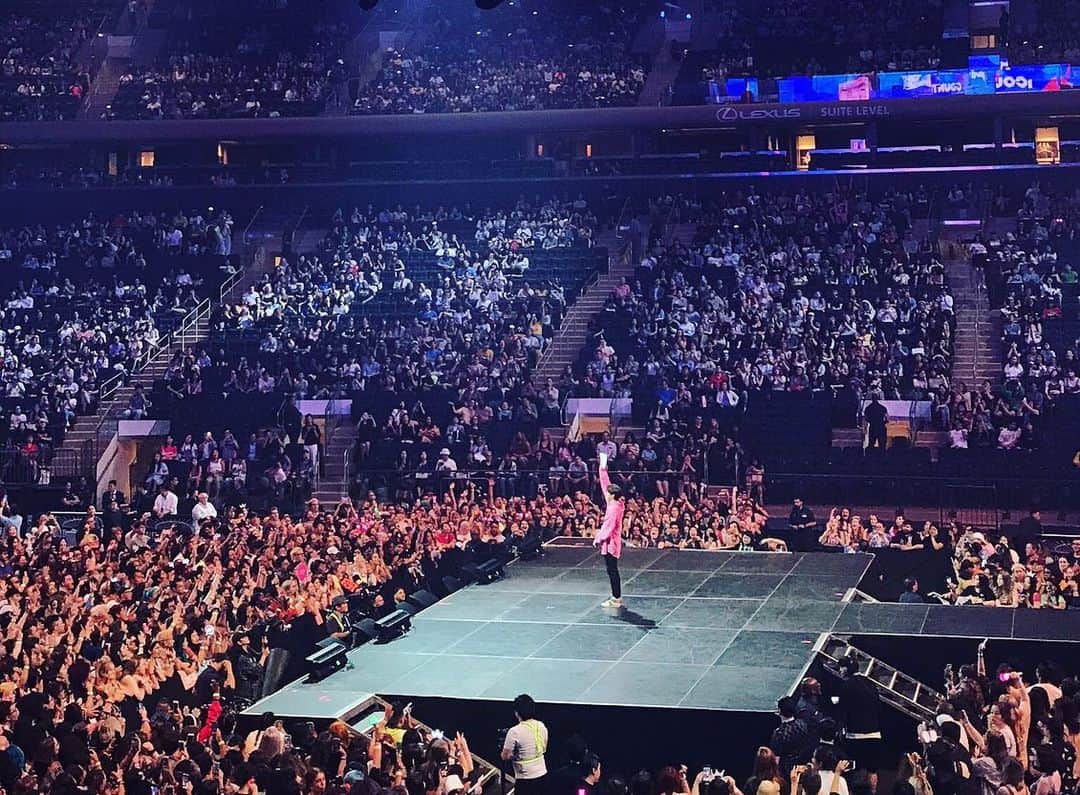 ケビン さんのインスタグラム写真 - (ケビン Instagram)「Always dreamt of performing at the Madison Square Garden in #NYC since I was a kid! Thank you for showing so much love at #KCON19NY last weekend!」7月10日 13時28分 - kevinwoo_official