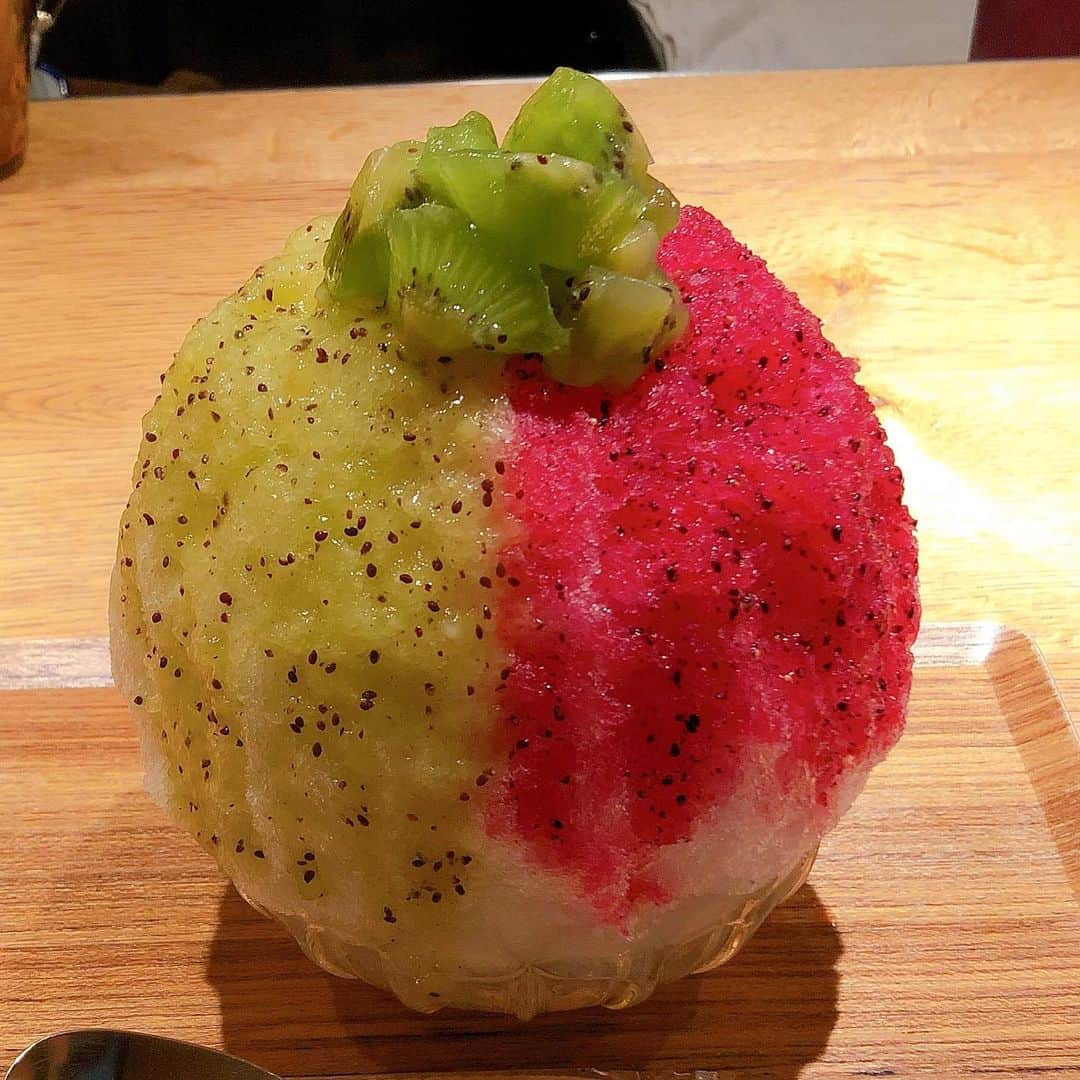 栗山夢衣のグルメインスタ