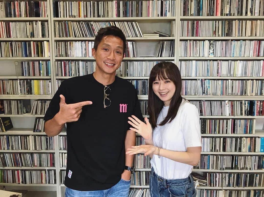 加藤未央さんのインスタグラム写真 - (加藤未央Instagram)「宮澤ミシェルのサッカー倶楽部📻 昨日から現場復帰しました😊 とはいえ、少しずつですが。。。 ラジオ「宮澤ミシェルのサッカー倶楽部」の収録でしたが、なんとミシェルさんご本人がお仕事の都合で不在。。。💦笑 ピンチヒッターで福西崇史さんに来ていただきました！！✨✨👏 福西さん、見た目も中身もイケメン過ぎるわ。  福西さんだから聞けるお話をた〜っぷりしていただきました！放送を楽しみにしていてくださいね！😊❤️ #宮澤ミシェル さん #宮澤ミシェルサッカー倶楽部 #ラジオ #福西崇史 さん #イケメン」7月10日 14時34分 - mio.ka10