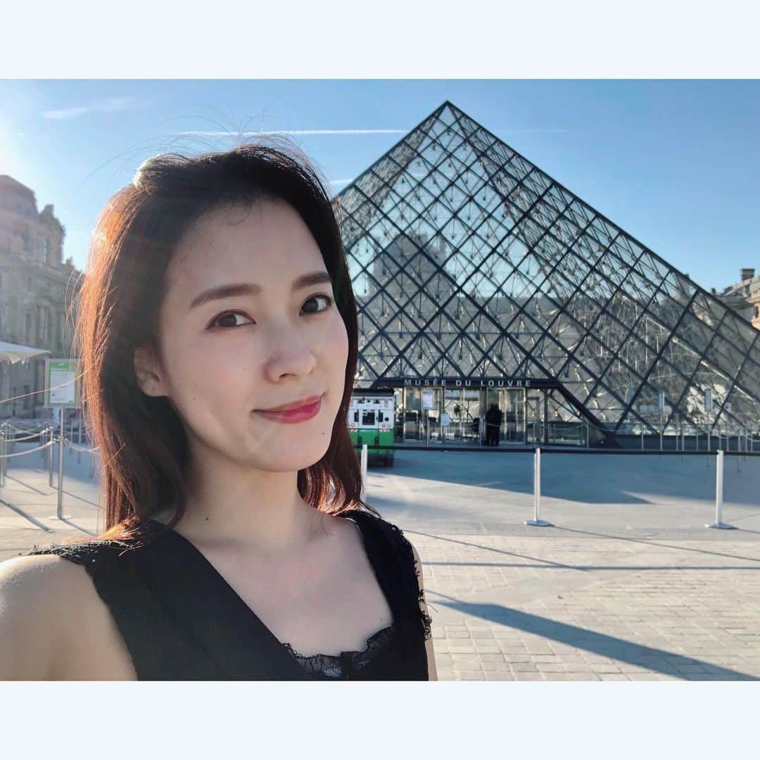 のインスタグラム：「家電女優、フランス初上陸🇫🇷 ・ #奈津子 #なつこのフランス旅」