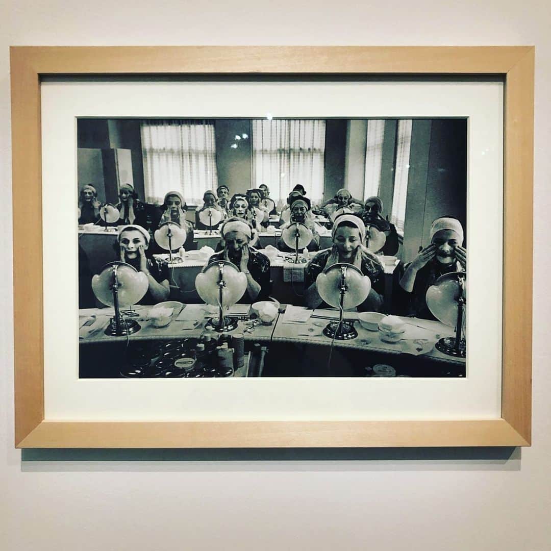 神崎恵さんのインスタグラム写真 - (神崎恵Instagram)「@helenarubinstein_international グローバルのトップ 情熱あふれる美しいエリザベスと 中国のトップKOLのMIYAO、 そして敬愛してやまない @abesawakobeauty さんと。 世界中から集まったプレス関係たちとカンファレンス。 力強く女性の生き方を変え、切り開いたヘレナルビンスタインの歴史と生き方にも触れながら。 美容の力を再確認しています。 #ヘレナルビンスタイン」7月10日 15時00分 - megumi_kanzaki