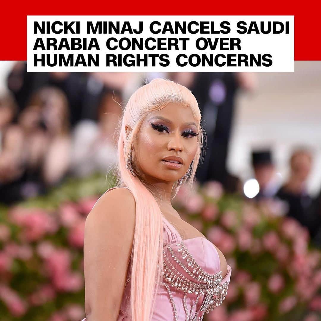 CNNさんのインスタグラム写真 - (CNNInstagram)「Nicki Minaj, facing a backlash from some fans and human rights groups, is canceling a planned concert at the Jeddah World Fest in Saudi Arabia. "After better educating myself on the issues, I believe it is important for me to make clear my support for the rights of women, the LGBTQ community and freedom of expression," she told the Associated Press. Saudi Arabia is a strictly conservative kingdom where homosexuality is criminalized and women are bound by guardianship laws that make them legally dependent on men. (📸: Gilbert Carrasquillo)」7月10日 16時00分 - cnn