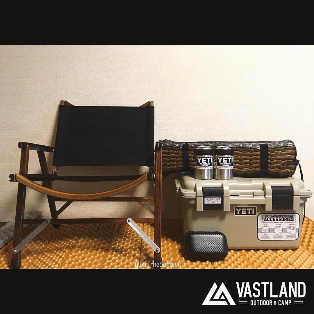 VASTLANDさんのインスタグラム写真 - (VASTLANDInstagram)「【VASTLAND×REPOST】 . .. 梅雨の晴れ間のキャンプデビューを夢見て🏕⛺️⛺️🏕✨ . .. Photo by @yuki_thecamper . VASTLAND公式アカウントでのリポスト希望の方は【#VASTLANDリポート】を付けてVASTLAND製品をご投稿ください！ . .. ・掲載ギア・ #キャンプマット . .. ▲▽掲載ギアはプロフィールのリンク（ @vastland.jp )もしくは、画像をタップしてチェック！▽▲ . .. ※コメントやDMに返信できない場合がございますので、製品やサポートに関するお問い合わせは、弊社問い合わせフォームからよろしくお願いします。 . .. #VASTLAND #ヴァストランド #レジャーマット #銀マット #テントマット #インナーマット #新商品 #キャンペーン #キャンプ #camp #camping #キャンプギア #キャンプ道具 #キャンプ用品 #ソロキャンプ #デイキャンプ #ファミリーキャンプ #ファミキャン #キャンプ女子 #アウトドア #アウトドア用品 #ハイキング #ピクニック #登山 #バックパッカー #車中泊 #テント泊」7月10日 16時40分 - vastland.jp