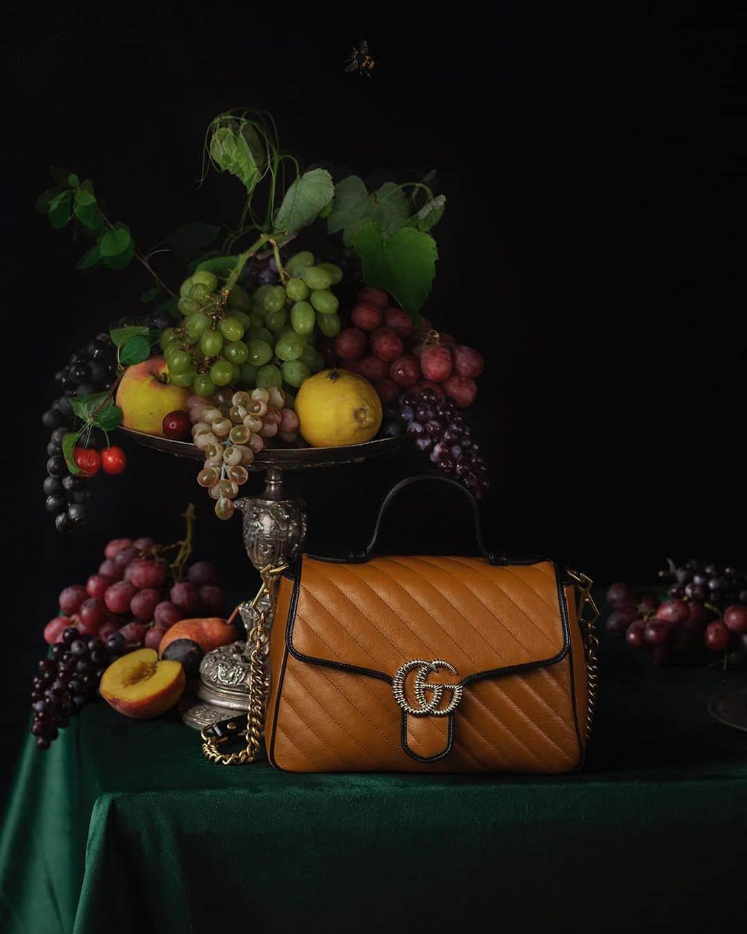 グッチさんのインスタグラム写真 - (グッチInstagram)「Captured through @juliahetta’s lens in images inspired by Flemish paintings from the Renaissance, the #GGMarmont line of soft leather matelassé bags include totes, shoulder bags, buckets, backpacks, circular shapes and mini designs. Discover more through link in bio. #GucciBeloved ♥ @alessandro_michele #AlessandroMichele #GucciPreFall19」7月10日 16時48分 - gucci