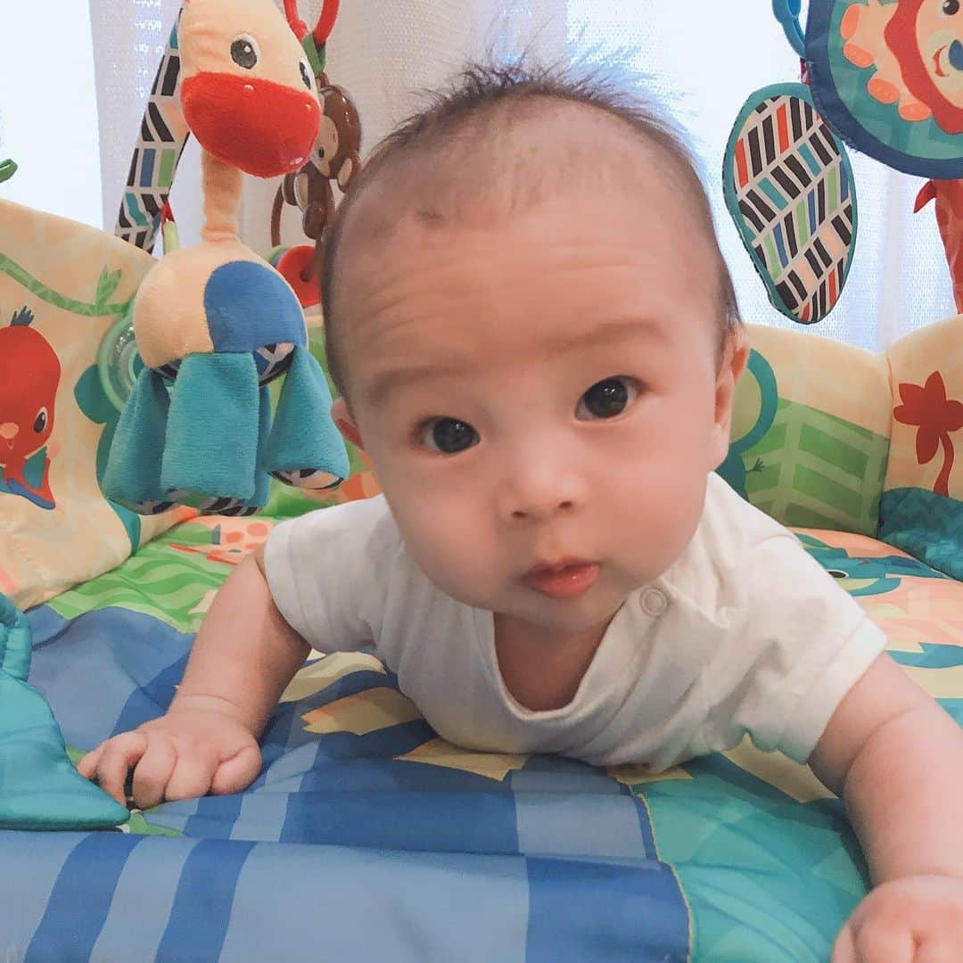 神戸蘭子さんのインスタグラム写真 - (神戸蘭子Instagram)「すくすく成長中。  #下の子 #３ヶ月 #ママライフ #2人育児」7月10日 17時20分 - ranran0414