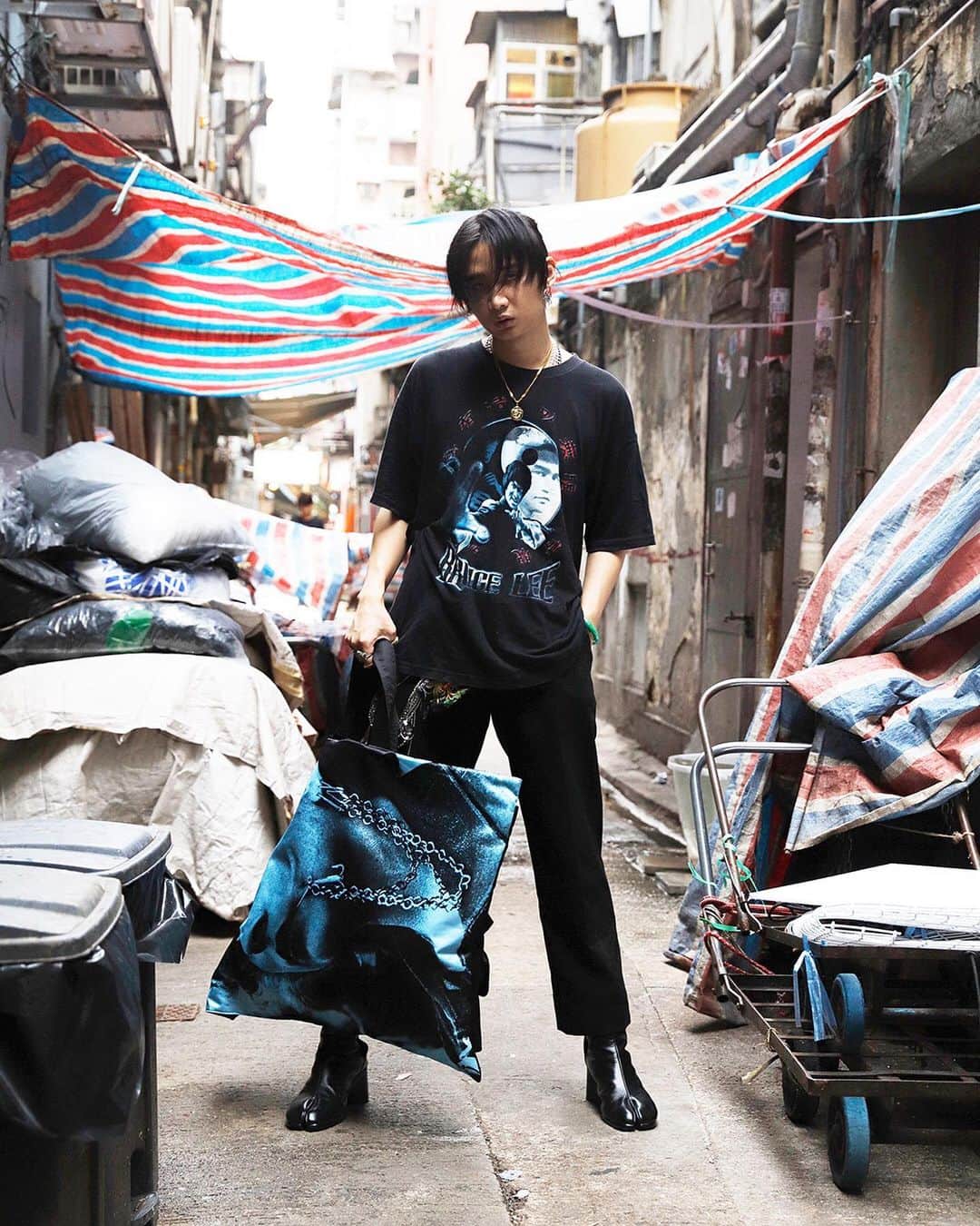 Droptokyoさんのインスタグラム写真 - (DroptokyoInstagram)「HONG KONG STREET STYLES #🇭🇰 #streetstyle#droptokyo#hongkong#hongkongfashion#streetscene#streetfashion#streetwear#streetculture#fashion#香港 Photography: @yuri_horie_」7月10日 17時46分 - drop_tokyo
