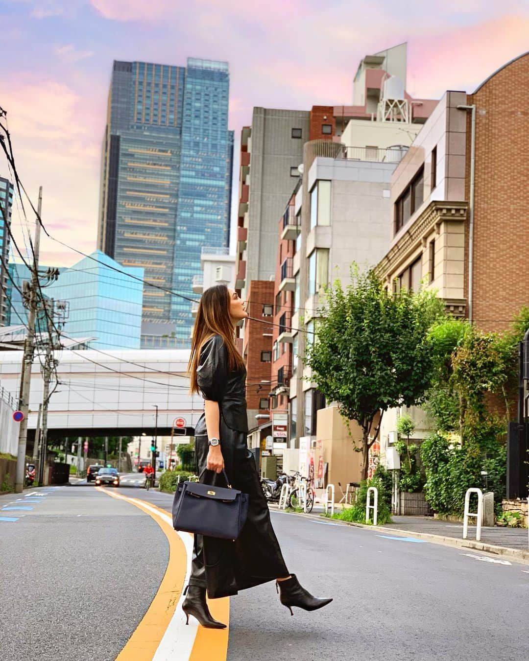 ルナ・マヤさんのインスタグラム写真 - (ルナ・マヤInstagram)「Never regret anything that made you smile 😊 #Tokyo #July #2019 #lunamaya」7月10日 18時20分 - lunamaya