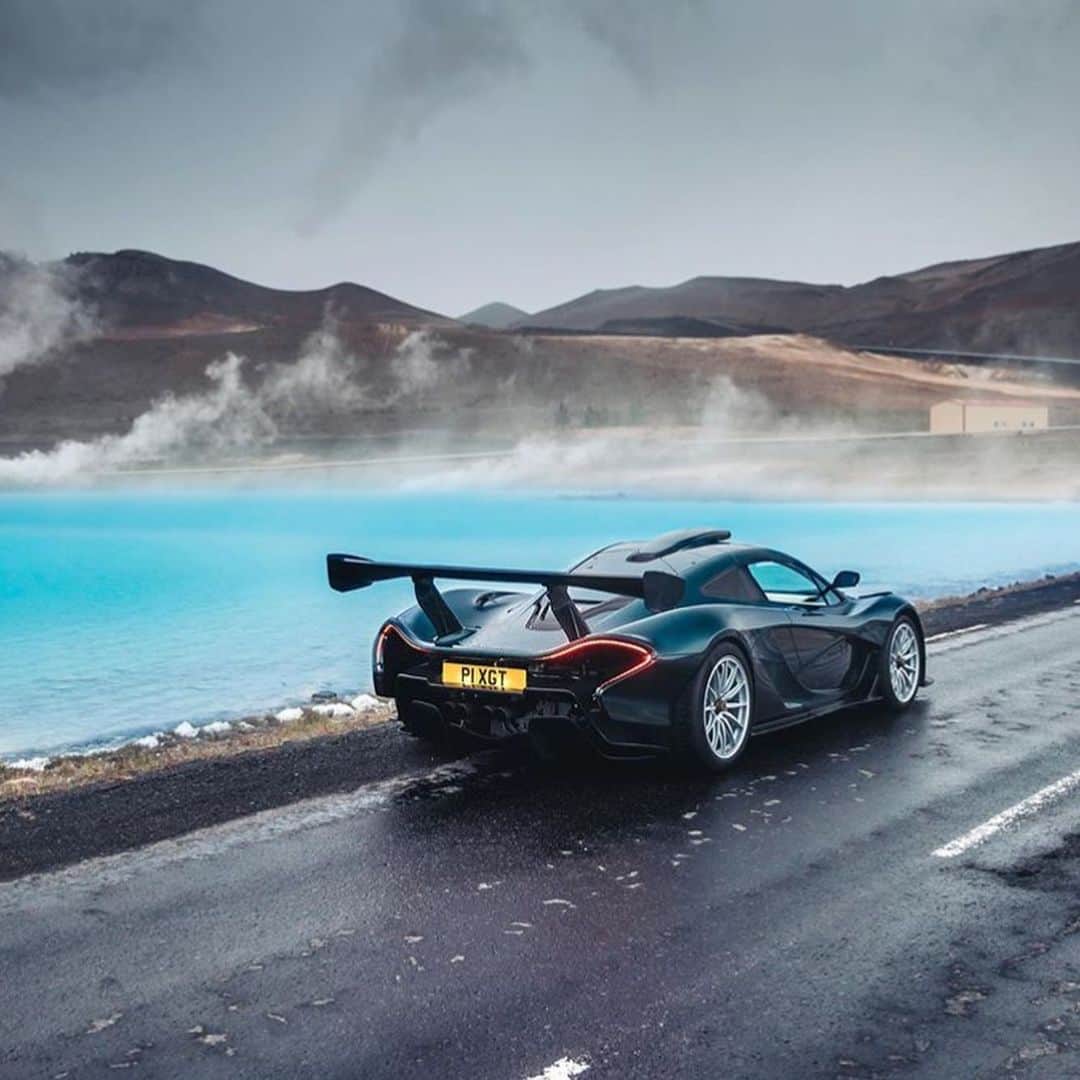 Amazing Carsさんのインスタグラム写真 - (Amazing CarsInstagram)「McLaren P1 GT in Iceland🙌🏼 Photo via: @alexpenfold  Second page: @M85Media  Other page: @StancedAutohaus  #McLaren #P1 #P1GT #AmazingCars247」7月11日 5時23分 - amazingcars247