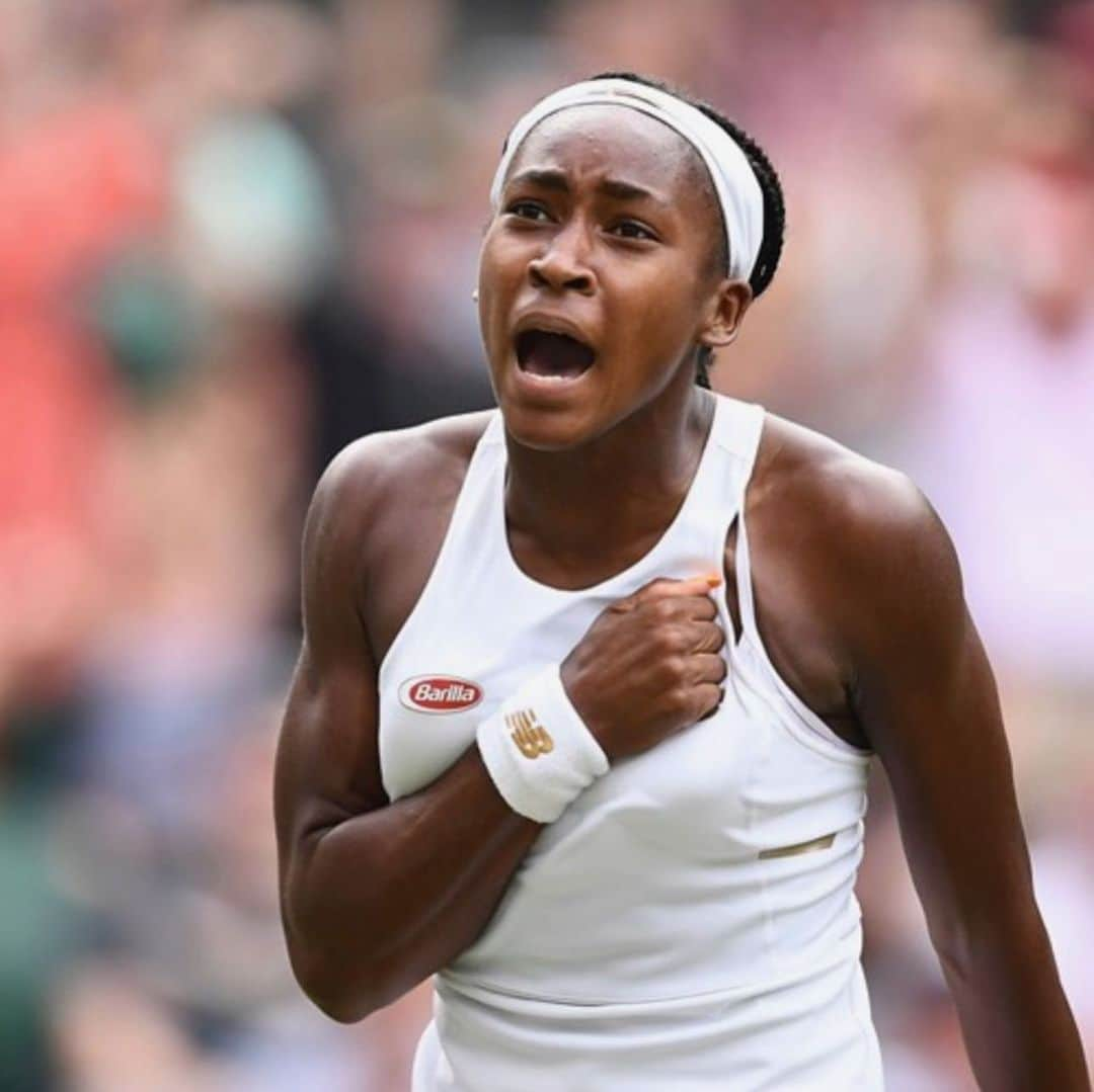 アリシア・キーズさんのインスタグラム写真 - (アリシア・キーズInstagram)「Had to take a moment to celebrate the FORCE that is @cocogauff !!! She SMASSSHED at Wimbledon & it really just makes my heart smile seeing her shine.  With greats like Althea Gibson, Leslie Allen, @venuswilliams and @serenawilliams, and so many more, you’re in mighty good company!! We all win collectively!! 💥 💥 💥」7月11日 4時54分 - aliciakeys