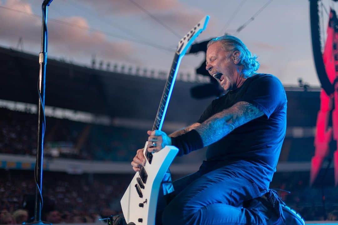 メタリカさんのインスタグラム写真 - (メタリカInstagram)「Photos from last night’s show in Gothenburg! ・・・ 📸 by @brettmurrayphotography & @photosbyjeffyeager ・・・ #MetInGothenburg #WorldWired #Metallica」7月11日 5時00分 - metallica
