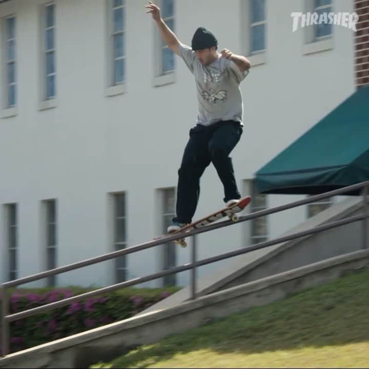 スラッシャーのインスタグラム：「BIG SHIT @alexis_sm4l @jamie_foy @duckkovacs @_pedrodelfino @8ballr @axelcrusher & @clivejdixon in @bronsonspeedco’s ‘Into the Pit’ video on ThrasherMagazine.com 📡」