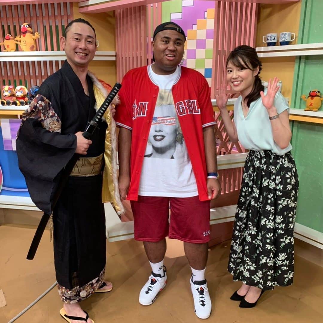 アントニーのインスタグラム：「石川県でやっているレギュラー番組の 3人組でございます！  #石川県 #絶好調 #絶好調w  #黒人とサムライとアナウンサーの3人 #レギュラーアナウンサーの大木ちゃんが最近局アナからフリーになった #その番組スタッフ全員にまさかこの番組これから黒人とサムライ2人の番組になるんじゃないかと謎の緊張感が走った #しかし #大木ちゃんは残り3人仲良くやっております #金沢 #片町 #のどぐろ #金沢カレー #金沢おでん #金沢寿司 #それより #みんな #番組のMCがキャップにベースボールシャツにバスパンにJORDAN履いてるぞ #ロサンゼルスの公園にたむろしてる奴じゃねえ #ユニフォームは大谷君だよ #garinpeiro」