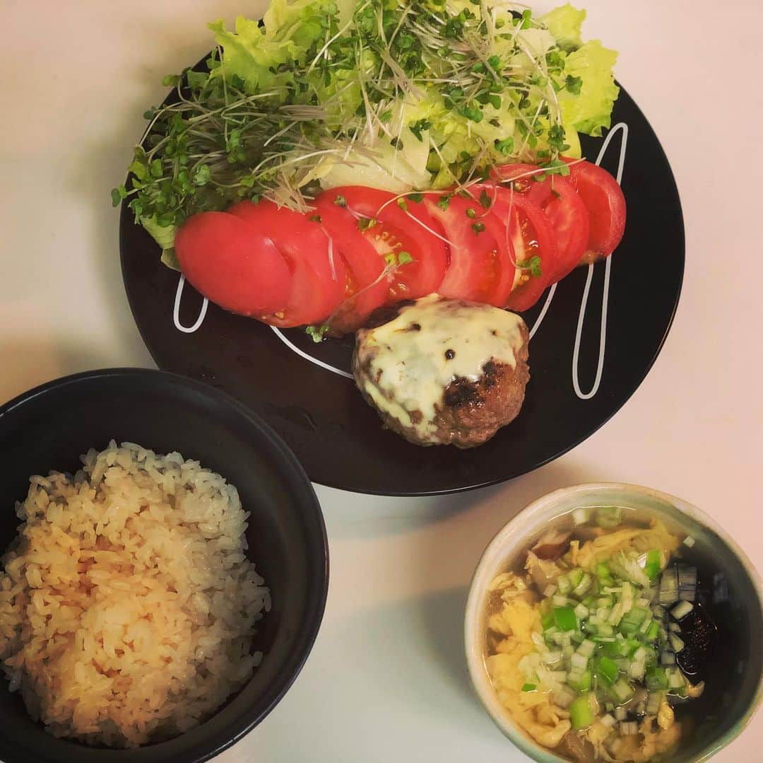 あばれる君さんのインスタグラム写真 - (あばれる君Instagram)「料理の様子にナレーションを付けました‼︎もし参考になれば幸いです‼︎ここをこうした方がいいなどありましたらコメント下さい‼︎」7月10日 21時28分 - abarerukun