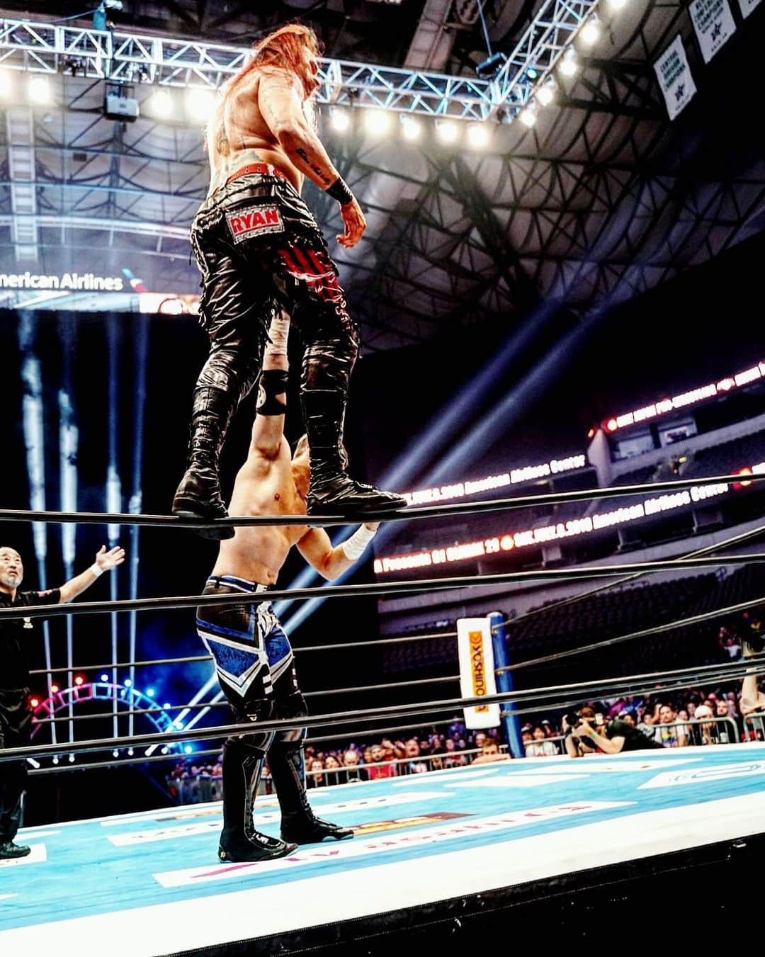 ランス・アーチャーさんのインスタグラム写真 - (ランス・アーチャーInstagram)「Just goin for a stroll around the ring at the @aacenter during @njpw1972 #g1climax」7月10日 21時40分 - lance_hoyt