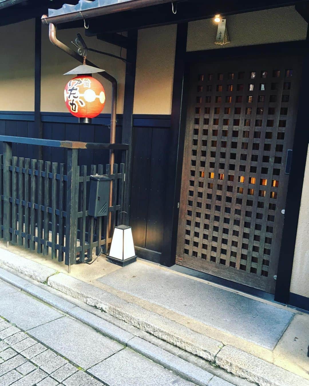 あだち理絵子のグルメインスタ