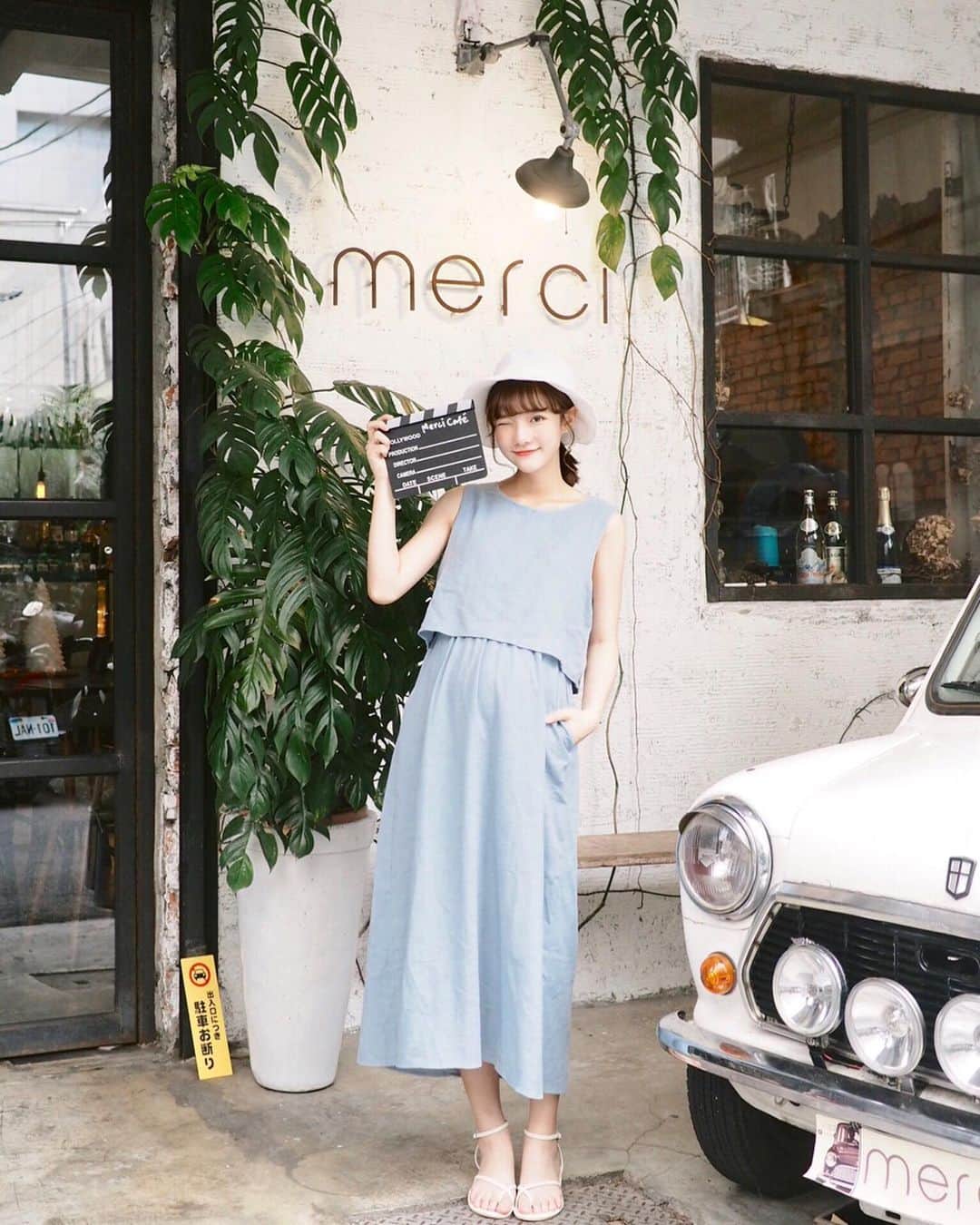 Ninaさんのインスタグラム写真 - (NinaInstagram)「頭髮到了一個會亂翹的長度 所以幾乎每天紮起來 再這樣翹下去我要把你剪掉了喔～～～～(๑*◡*๑) Dress @sweesatw #ninaxxoutfit」7月10日 22時03分 - ninaxxya