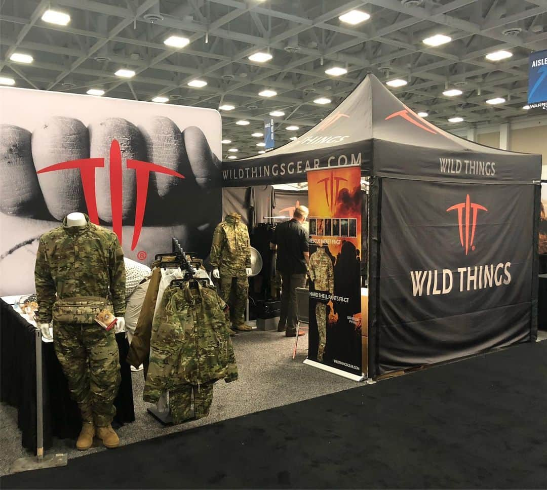 ワイルドシングスさんのインスタグラム写真 - (ワイルドシングスInstagram)「#warriorexpo starts at 1000! We’re setup and ready to go: booth 1106.  Come meet Marie Meunier, Founder.  Get free gear.  And enter for a chance to win a High Loft Jacket and Knuckle Roaster! —- #military #igmilitia #soldier #socom #giveaway」7月10日 22時15分 - wildthingsgear