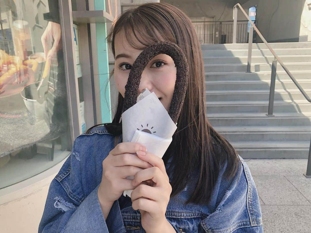 松本慈子さんのインスタグラム写真 - (松本慈子Instagram)「. ちゅちゅちゅロス😙😙😙 . . #frustration #america #american #losangeles #la #churro #churrosychocolate #hollywood #アメリカ #ロサンゼルス #ロス #チュロス」7月10日 22時17分 - chikako_1119