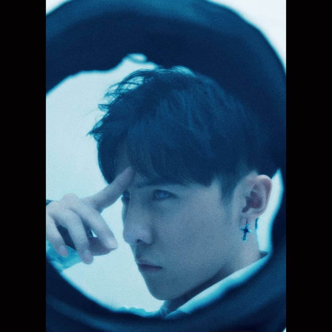 のインスタグラム：「🔵🔵🔵 #DT #HOTHEART #SEVENDAYS #唐禹哲」