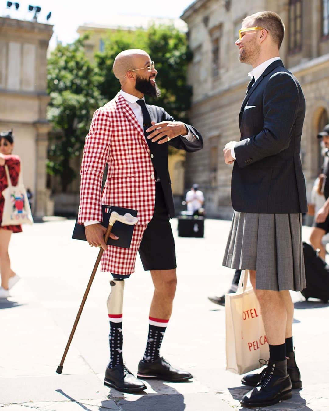スコット・シューマンのインスタグラム：「After the @thombrowneny show in Paris!」