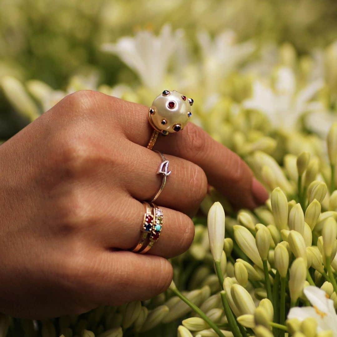 のインスタグラム：「Reachhh 4 it. #lulufrost #ringstack」