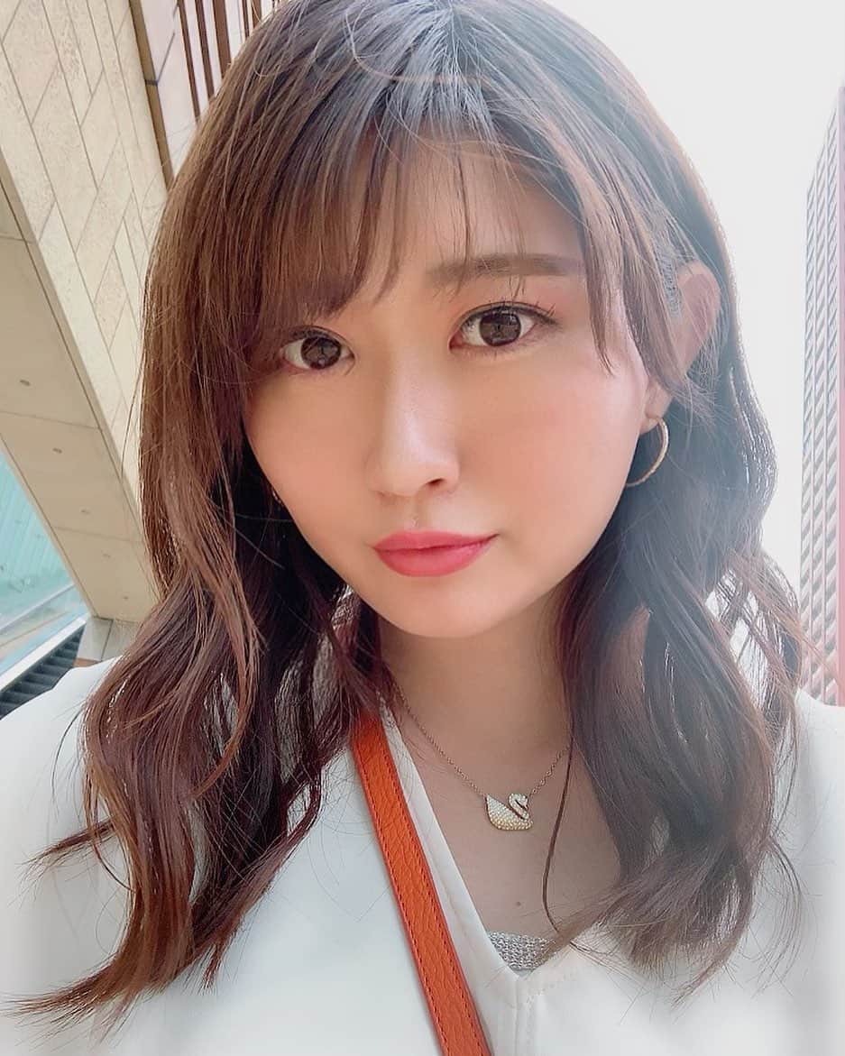 坂口莉果子のインスタグラム：「モヤモヤしてた日々がやっと終わろうとしている🙃 まだ水曜日だった☀️ 明日も頑張ろう🤗 ・ ・ ・ ・ #wednesday  #japan  #水曜日  #楽しむ  #💪」