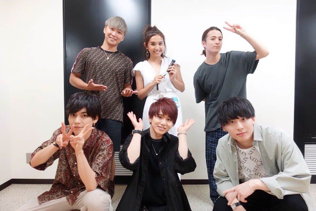 Beverlyさんのインスタグラム写真 - (BeverlyInstagram)「Amazing performers! 💯  every prod was perfect! It’s really an honor to watch your concert! 🔥🔥Thank you! And congratulations on your 6 year anniversary! 👏👏 #da_ice #besttour #東京 #工藤大輝 #花村想太 #大野雄大 #和田颯 #岩岡徹」7月10日 23時35分 - beverly_official_