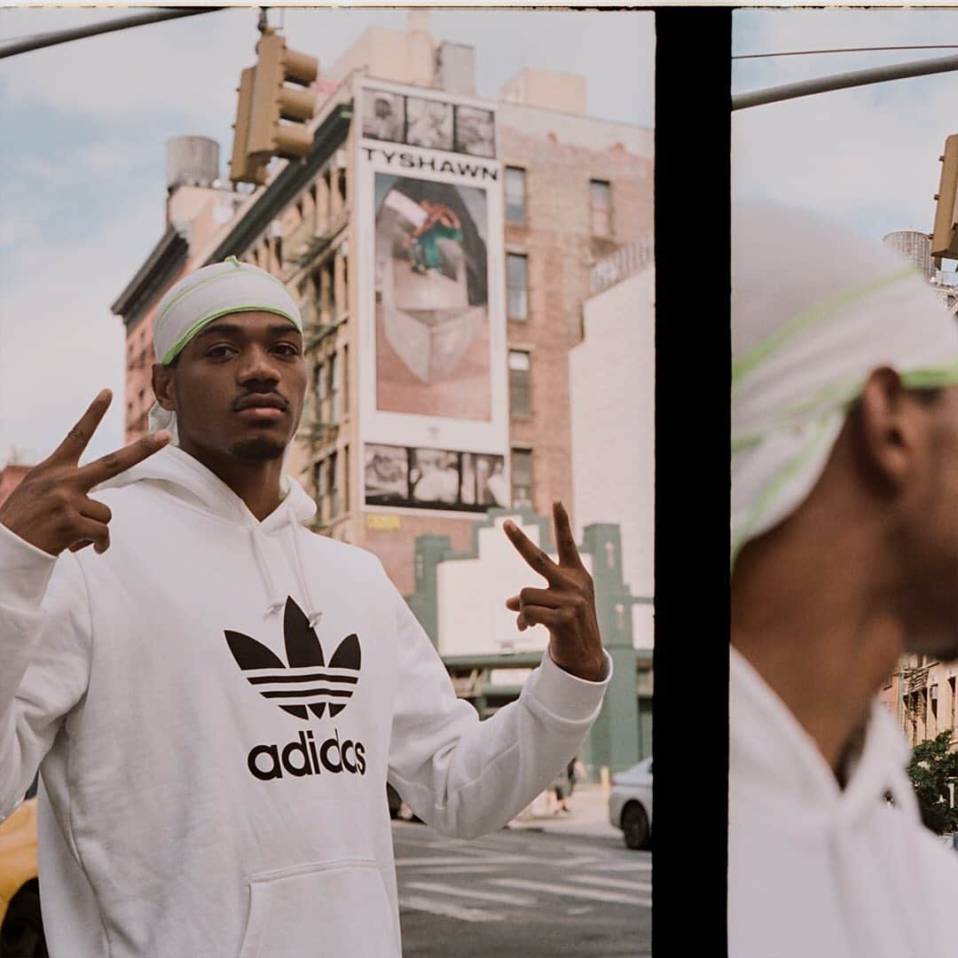adidas Skateboardingのインスタグラム：「Height of the hustle /// Bronx born determination yields worldwide recognition. • #adidasSkateboarding x #TYSHAWN 📸 @zandertaketomo | @enwhytj」