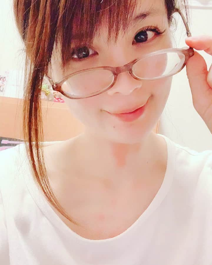 沢木麻衣のインスタグラム：「今日もお疲れ様。 ゆっくり休んでね(^^)」