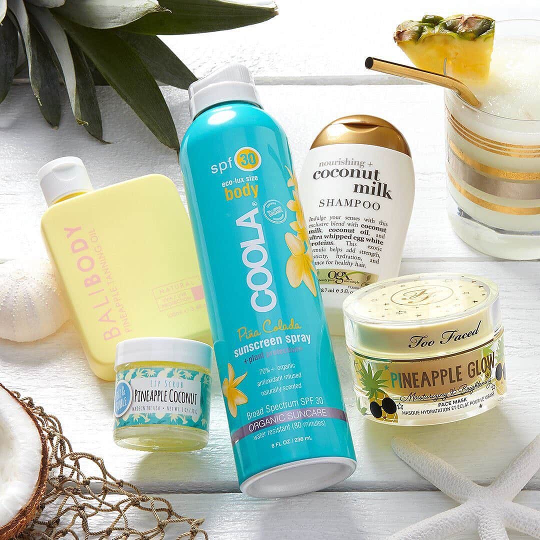ULTA Beautyさんのインスタグラム写真 - (ULTA BeautyInstagram)「🎶We like piña coladas, and getting caught in the rain🎶 And we're excited to celebrate National Pina Colada Day with these picks 🍍🥥 #ultabeauty #nationalpinacoladaday」7月11日 0時20分 - ultabeauty