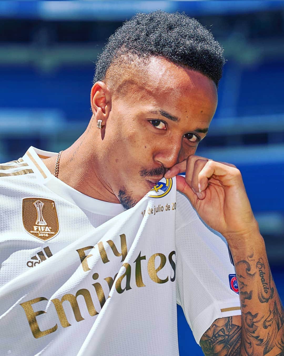 UEFAチャンピオンズリーグさんのインスタグラム写真 - (UEFAチャンピオンズリーグInstagram)「The next @sergioramos❓⁣ ⁣ 🇧🇷 New centre-back Éder Militão unveiled by Real Madrid 👍⁣ ⁣ #UCL #transfer #RealMadrid」7月11日 0時42分 - championsleague