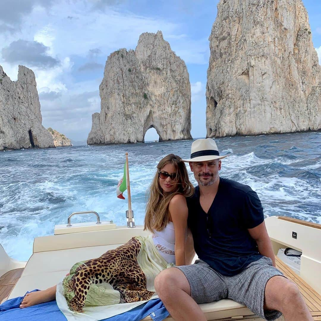 ソフィア・ベルガラさんのインスタグラム写真 - (ソフィア・ベルガラInstagram)「Capri❤️❤️❤️❤️」7月11日 0時39分 - sofiavergara