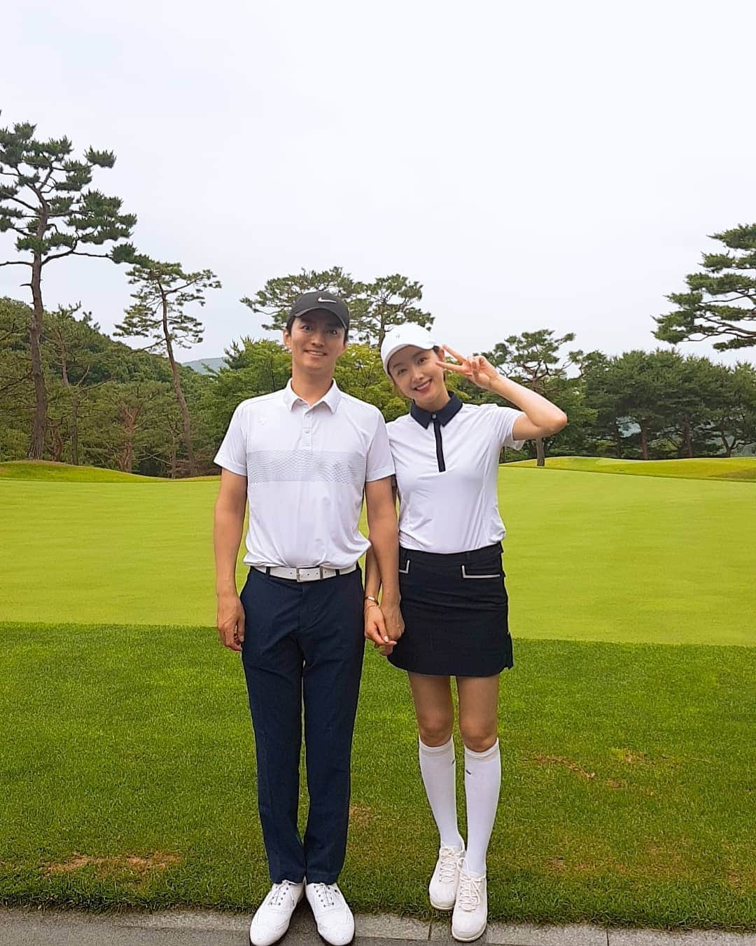 ソ・イヒョンさんのインスタグラム写真 - (ソ・イヒョンInstagram)「잘해보도록 노력을...🏌️‍♀️🏌️‍♂️ 저 다음이벤트준비하고있어요^^ 좋은제품으로 다시한번 해보려구요🎀 이번엔 좀더 많은분들함께하도록 노력하고있습니다~❣ 곧 소식전할께요」7月11日 0時43分 - ssoyang84