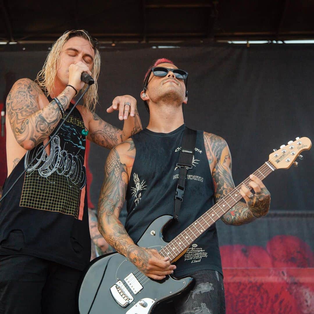 ニック・マーティンのインスタグラム：「The good ol’ boiz are back at it on @rockstardisrupt today in Michigan 😎🤘🏽 How’s everyone doing today? 📸: @itsdannytodd」