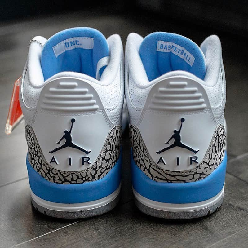 Sneaker News x Jordans Dailyさんのインスタグラム写真 - (Sneaker News x Jordans DailyInstagram)「Jordan Brand coming out with an AJ3 dressed up like the Tar Heel PE 👀 No school logos will be appear, however. Tap the link in the bio for more details #jordansdaily」7月11日 2時14分 - jordansdaily