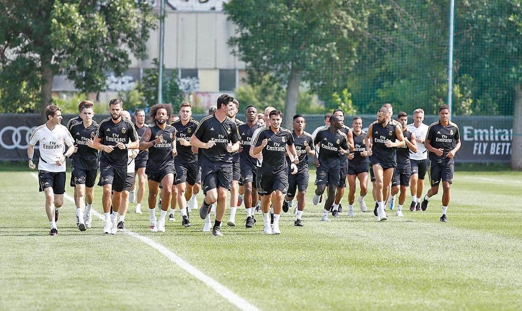 ティボ・クルトゥワのインスタグラム：「Primer entrenamiento ✅ en Montréal! #HalaMadrid」