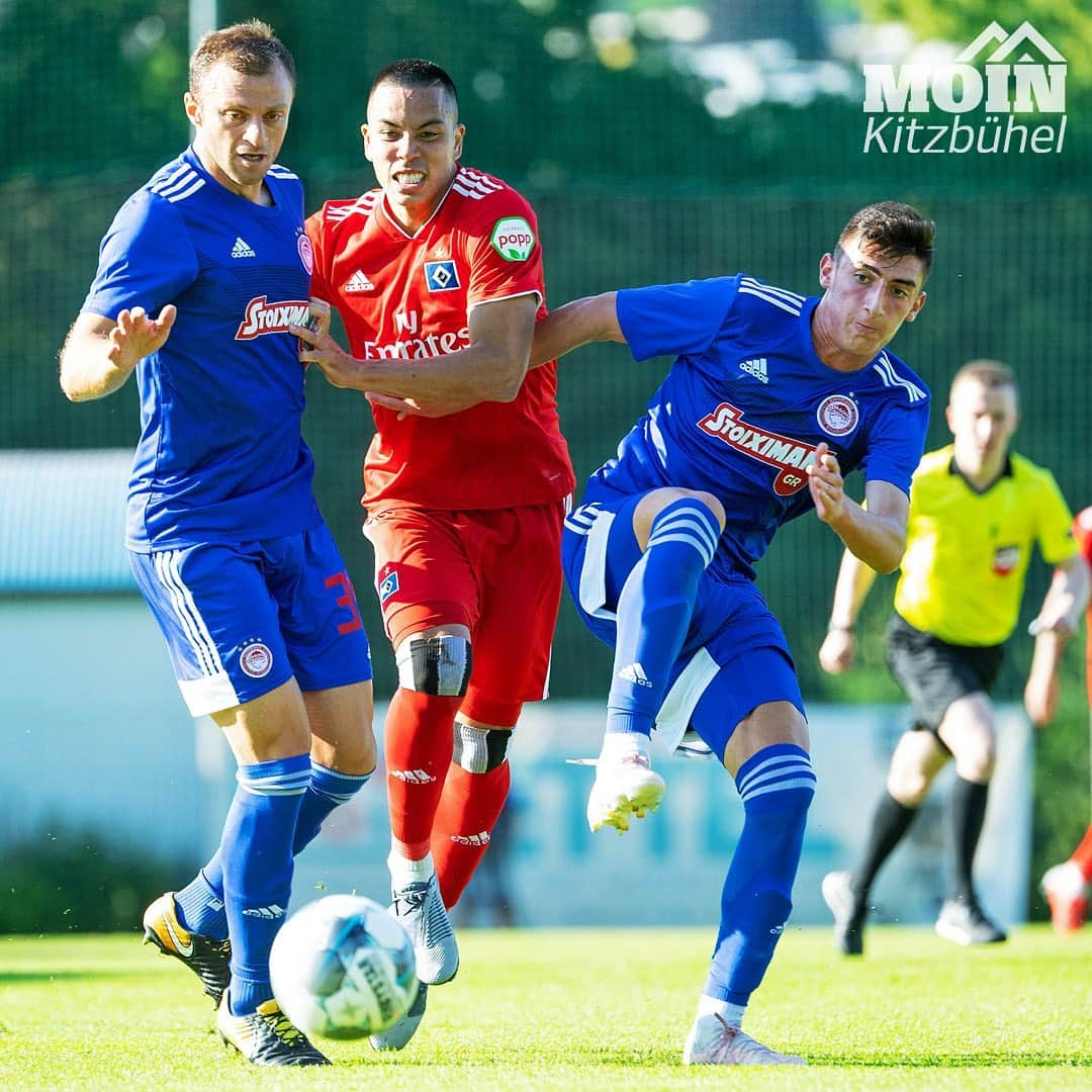 ハンブルガーSVさんのインスタグラム写真 - (ハンブルガーSVInstagram)「Schluss in Jenbach ⏱ Wir trennen uns schiedlich-friedlich mit einem 1️⃣:1️⃣ von @olympiacosfc 🔴🆚🔷 Unser Tor erzielte @lukee_16 in der 87. Minute ⚽️ #nurderHSV #MoinKitzbühel #OLYHSV  __ 📸 @witters_sportfotografie」7月11日 3時11分 - hsv