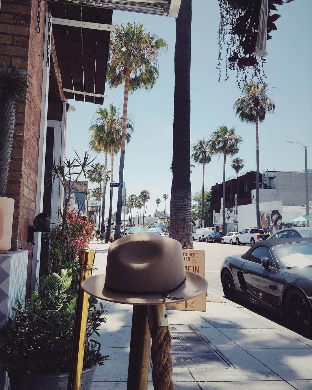 Robert Bingamanのインスタグラム：「Every restaurant should have a patio. If it isn’t warm enough for a patio it should be a cozy bar. That’s that.」