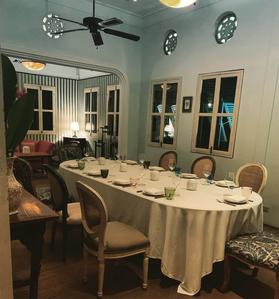 相澤樹さんのインスタグラム写真 - (相澤樹Instagram)「なんともオシャレな場所でお食事会。 素敵な時間だったー。」7月11日 3時27分 - mikitiaizawa