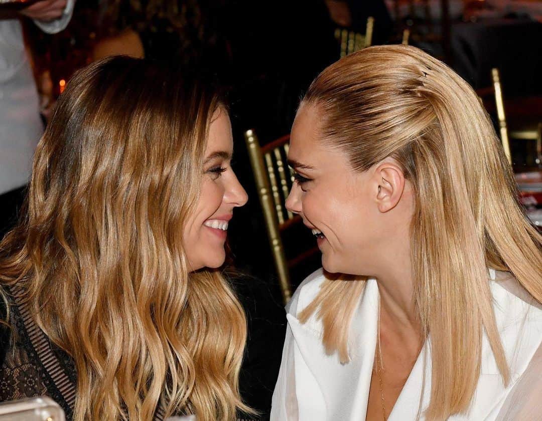 WHO WHAT WEARさんのインスタグラム写真 - (WHO WHAT WEARInstagram)「Is one of our favorite stylish couples engaged?! Link in bio for what we know about @caradelevingne and @ashleybenson’s reported engagement so far. ❤️ Photo: Craig Barritt / Getty Images」7月11日 3時50分 - whowhatwear