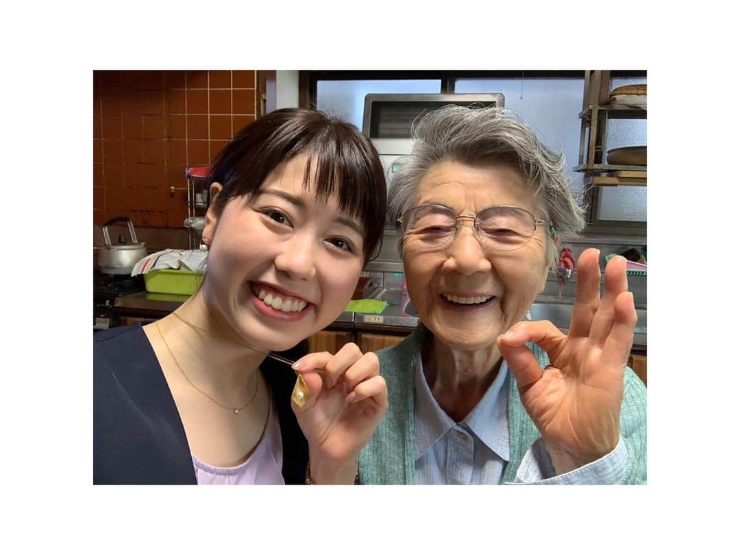 中根夕希のインスタグラム：「・ 【本日夕方6:15〜のニュース6にて】 私の母方のおばあちゃん。 74年前の8月6日、広島女学院の講堂にいました。 被爆2キロ圏内です。  この夏、おばあちゃんは 誰にも語ってこなかった74年前の記憶を 初めて私に話してくれました。 当時、おばあちゃんは 「何を見たのかー」 「どんなことを経験したのかー」 そして 「今回、なぜ話してくれたのかー」  8月4日(日)14:00〜15:00に、 1時間特番として放送予定ですが、 今日はその前に、 ぎゅーっと短縮したものをお送りします。  広島の皆様、 是非多くの方に見ていただけると嬉しいです。  #わたしのおばあちゃん #祖母 と #孫 #ニュース6 #rcc  写真はおばあちゃんがネックレスをくれた時です♡」