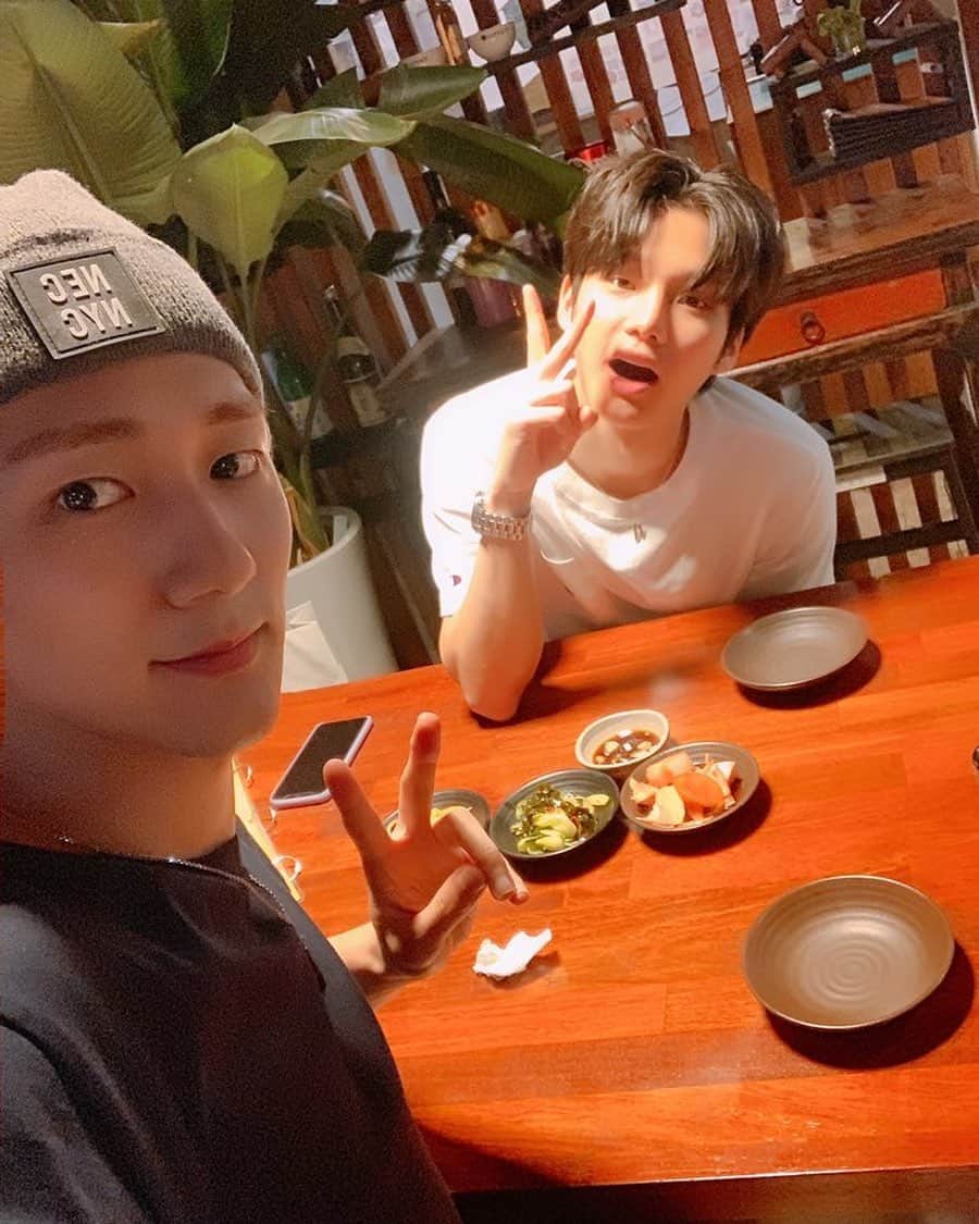さんのインスタグラム写真 - (Instagram)「With 후니」7月11日 13時34分 - dongdongisland