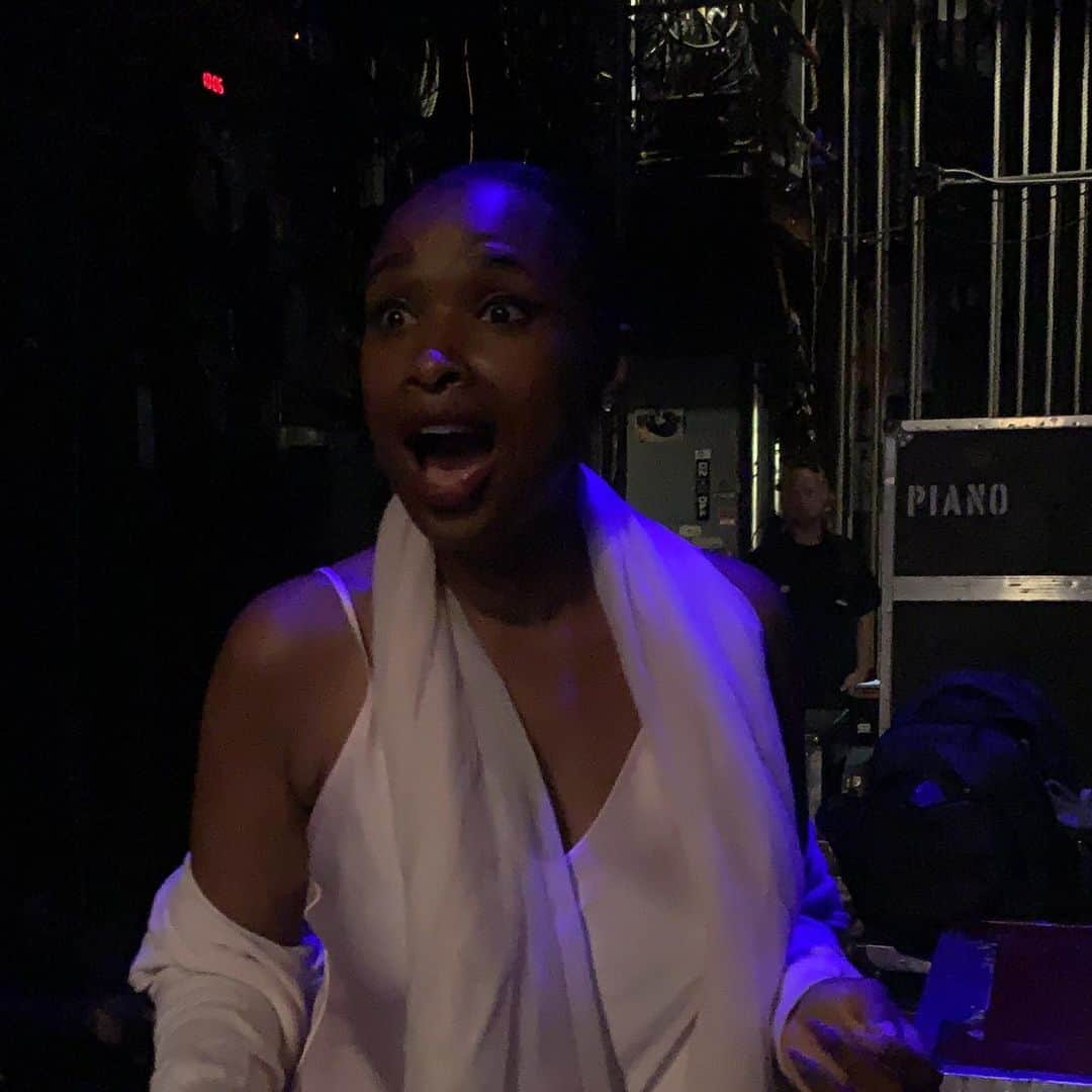 ジェニファー・ハドソンのインスタグラム：「Wait what !!!!!!!!!!!! @dianaross concert」