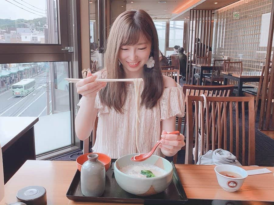 大矢真那のインスタグラム：「大好きな湯葉😍お蕎麦かうどんか選べて私はお蕎麦にしました #京都 #kyoto #蕎麦 #湯葉 #湯葉蕎麦 #美々卯 #祇園 #京都旅行」