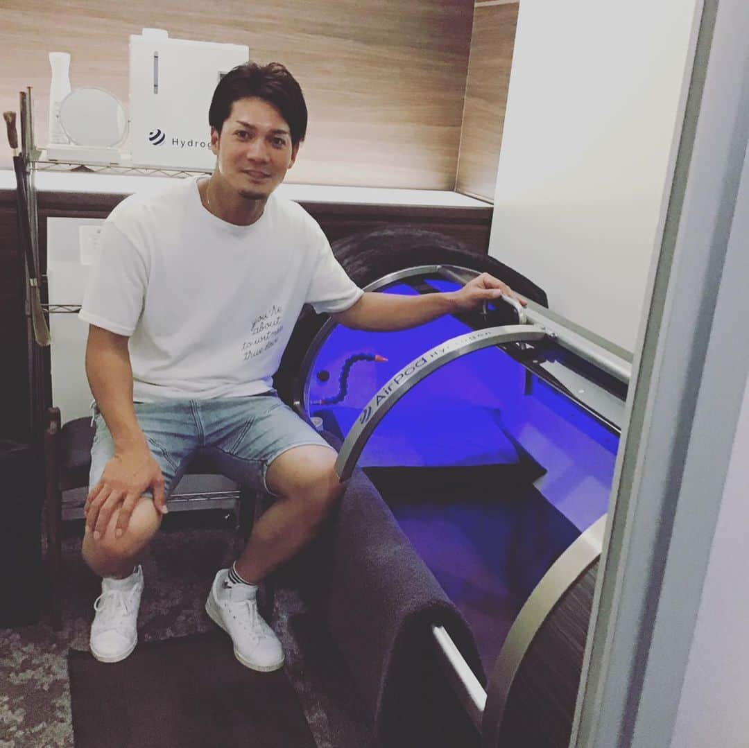 伊志嶺翔大さんのインスタグラム写真 - (伊志嶺翔大Instagram)「今日は水素カプセルに‼️‼️ 水素注入してきました‼️ 昨日今日と、いい体のメンテナンスが出来ました😊  なんと 「インスタ見た」で通常50分（4800円）を70分で利用できるということです🤔🤔 https://suisopremium.com/menu/ #水素カプセル#水素浴サロン銀座4丁目プレミアム店」7月11日 14時29分 - shota.ishimine