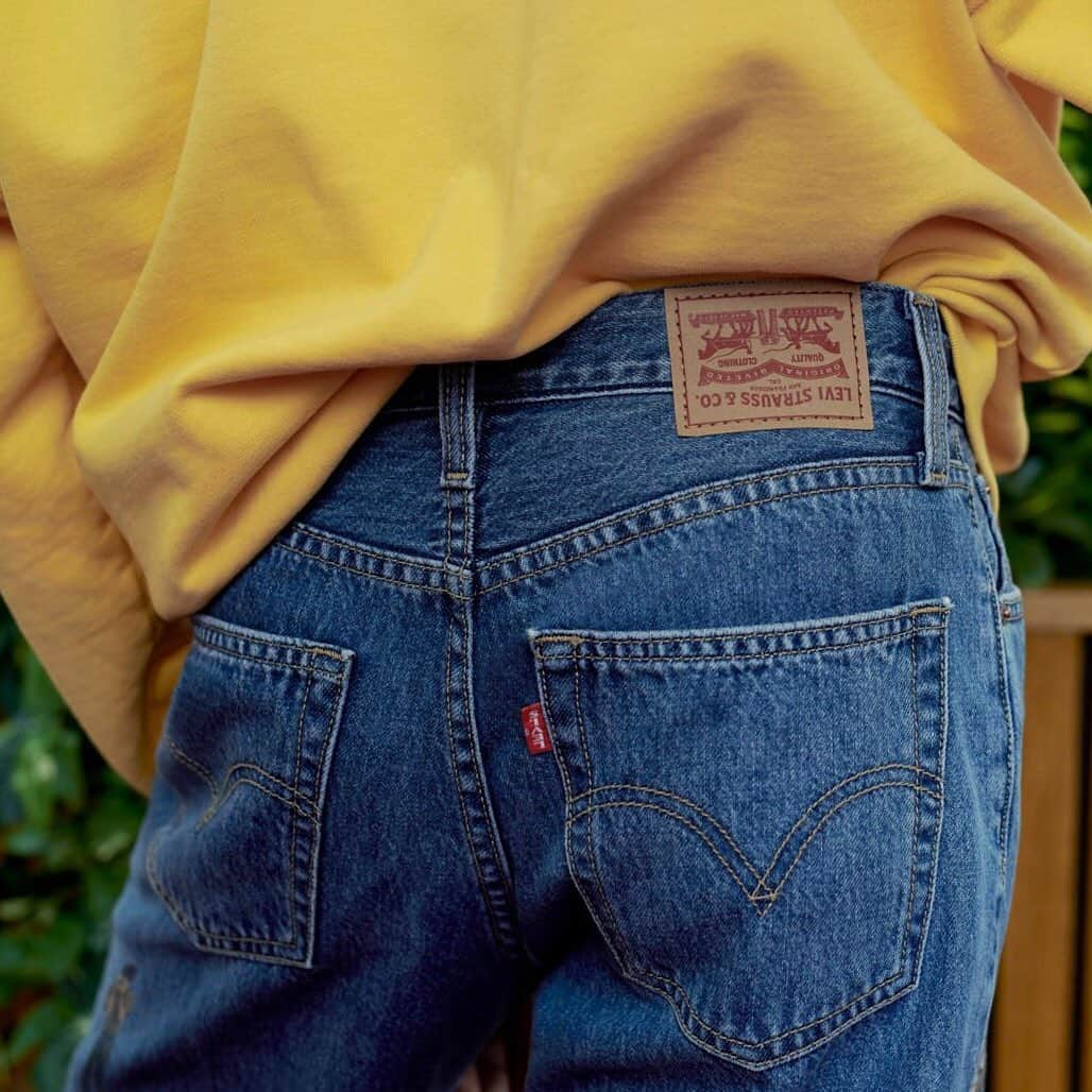 Levi’sさんのインスタグラム写真 - (Levi’sInstagram)「Full of twists and turns. Levi's® x Stranger Things. . Expect the unexpected from our newest collection. Shop now at the link in bio.」7月11日 6時37分 - levis