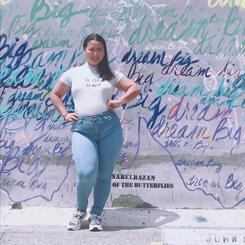 藤井美穂のインスタグラム：「My shirt doesn't say "Girls Owe" It's #girlspower  We owe nothing ! 👠@shoedazzle #ShoeDazzlePartner Join VIP !」
