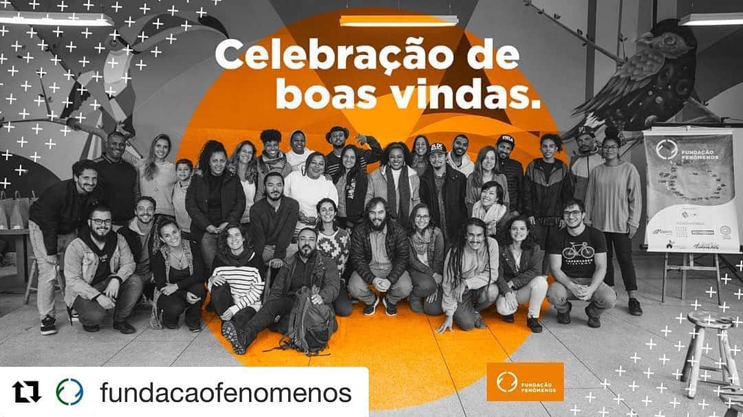 ロナウドのインスタグラム：「#Repost @fundacaofenomenos with @get_repost ・・・ Na última semana tivemos a satisfação de reunir as quatro iniciativas selecionadas no Fundo Fenômenos 2019 para um encontro de boas-vindas. Começamos com o pé direito: o @cantodaarte abriu suas portas para nos acolher e fortalecer essa rede de fenômenos que só cresce! O @institutofaveladapaz também somou o nosso encontro, compartilhando a sua experiência na primeira edição do Fundo Fenômenos, e a nossa parceira de longa data, @manie, pôde aprofundar sobre o programa de mentoria com as iniciativas. Recebemos o @imagine2030 que abordou sobre a agenda dos Objetivos de Desenvolvimento Sustentável (ODS) para 2030. Por fim, contamos com a recepção do @vegearte que acrescentou sabor ao nosso encontro e o registro desse momento ficou por conta do Luis Madaleno e @enrickdaltro . A todos os presentes deste dia, deixamos aqui o nosso muito obrigado!  #fundacaofenomenos #fundofenomenos #fundofenomenos2019 #ODS #ronaldofenomeno #R9 #impactosocial #terceirosetor #cantodaarte #vegearte #manie #bemcomum #mirantecultural #tercaafro #historiorama」
